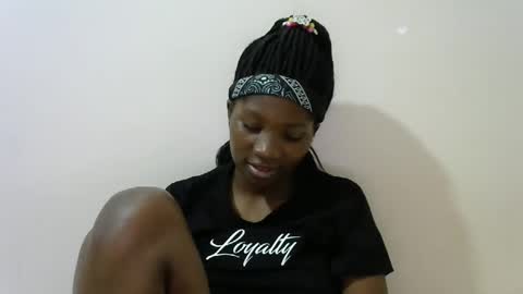 Snapshot of hot_lonnah chatting on 02.23.25 LONNAH online show from 02.23.25