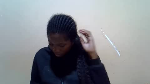 Snapshot of hot_lonnah chatting on 09.09.25 LONNAH online show from 09.09.25