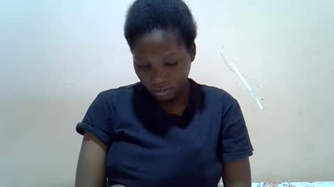 Snapshot of hot_lonnah chatting on 09.11.25 LONNAH online show from 09.11.25