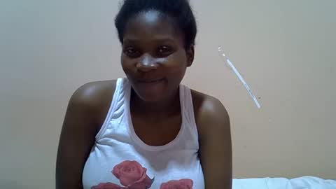 Snapshot of hot_lonnah chatting on 09.14.25 LONNAH online show from 09.14.25