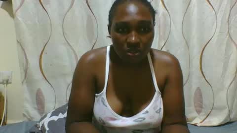 Snapshot of hot_masha chatting on 02.19.25 hot_masha online show from 02.19.25