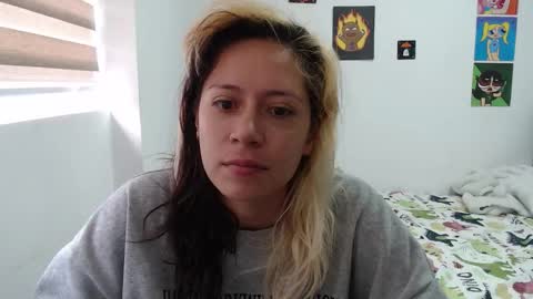 Mia online show from 10.13.25