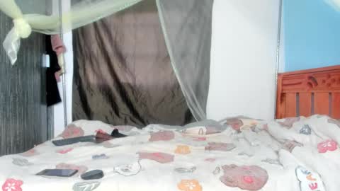 hot_moxie online show from 10.20.25