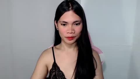 hot_pauline online show from 04.28.26