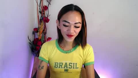 hot_petit69 online show from 02.20.26