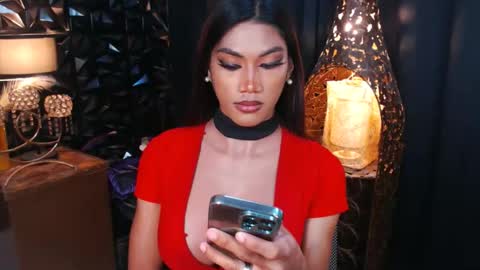 Julli Anna online show from 06.23.26
