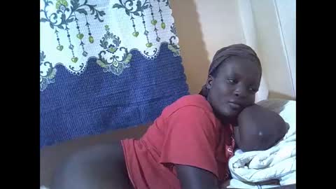 RAYLAH online show from 12.13.25