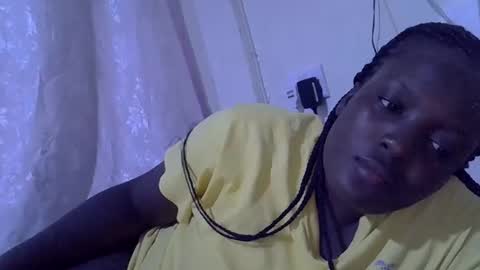 Snapshot of hot_raylah chatting on 05.02.26 RAYLAH online show from 05.02.26