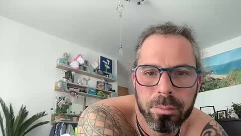 Snapshot of hot_sex83 chatting on 12.23.24 letmedoo2 online show from 12.23.24