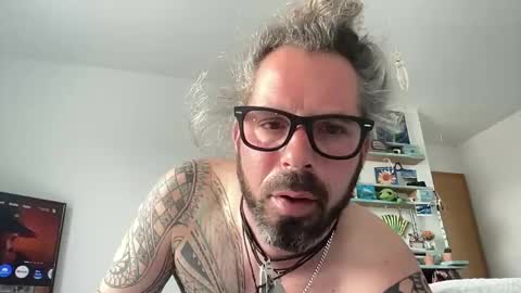 Snapshot of hot_sex83 chatting on 02.25.25 letmedoo2 online show from 02.25.25