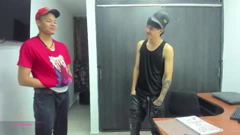 Vanesa Oliver and Andrew online show from 12.03.25