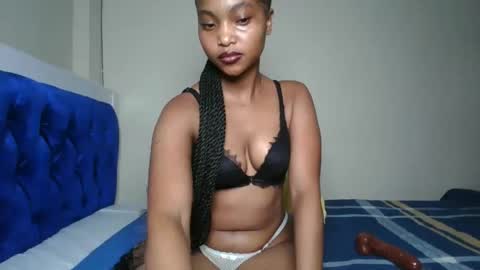 Snapshot of hot_sexy_babe chatting on 05.13.26 Bellah online show from 05.13.26