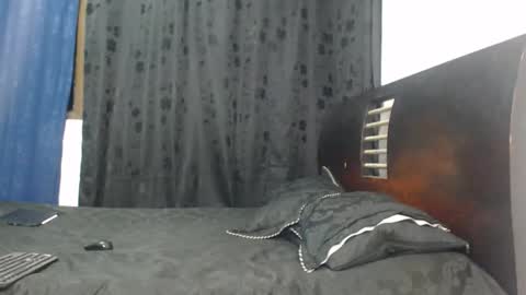 Hot Sharks   online show from 03.18.26