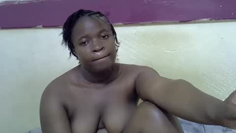 Snapshot of hot_shree chatting on 10.13.25 bleiz online show from 10.13.25