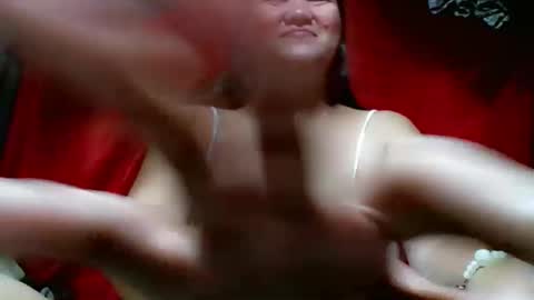 Snapshot of hot_vhenize69 chatting on 11.28.25 glamorousa69 online show from 11.28.25