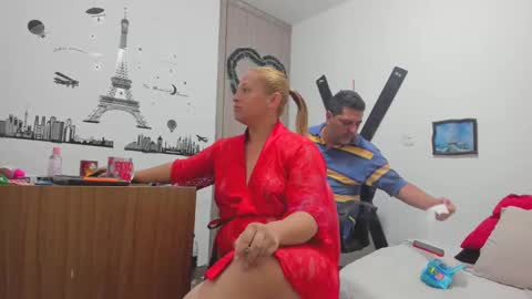 hotandfierylatinos online show from 12.18.24