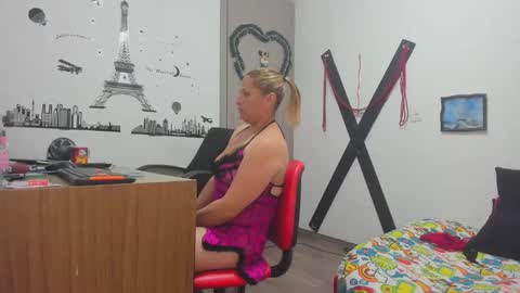 hotandfierylatinos online show from 03.05.25