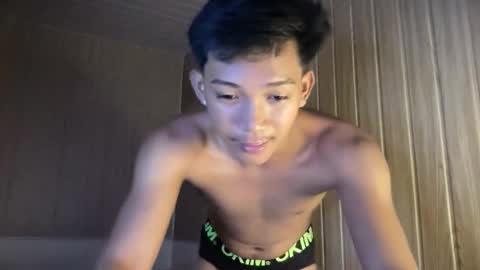 hotasian_jerome online show from 05.15.26