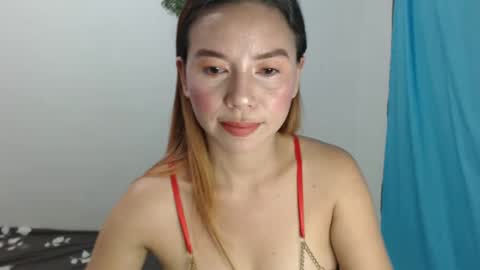 hotasian_pinky online show from 03.05.25