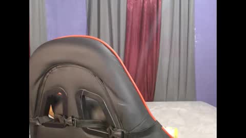 hotasian_pinky online show from 03.24.26