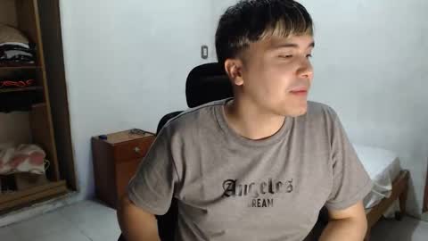 hotbaby6900 online show from 12.22.25