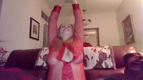 hotblondemilf1962 online show from 12.11.24