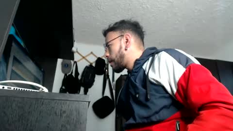 hotdereck33 online show from 02.19.25