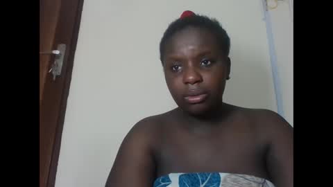 Snapshot of hotebbbyy chatting on 12.18.24 EBBY online show from 12.18.24