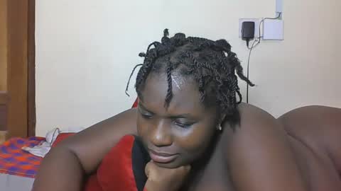 Snapshot of hotebbbyy chatting on 12.22.24 EBBY online show from 12.22.24