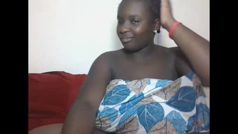 Snapshot of hotebbbyy chatting on 01.03.25 EBBY online show from 01.03.25