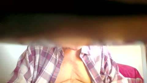 Snapshot of hotejok chatting on 01.28.25 hotejok online show from 01.28.25