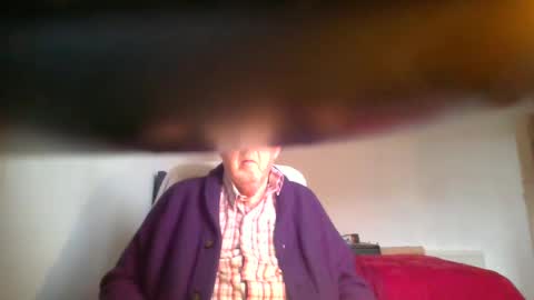 Snapshot of hotejok chatting on 02.15.25 hotejok online show from 02.15.25