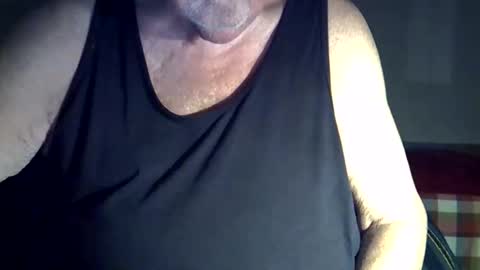 Snapshot of hotejok chatting on 10.19.25 hotejok online show from 10.19.25