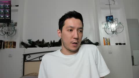 Snapshot of hotel_california_ chatting on 01.29.25 Anna 23   Archie 25  online show from 01.29.25