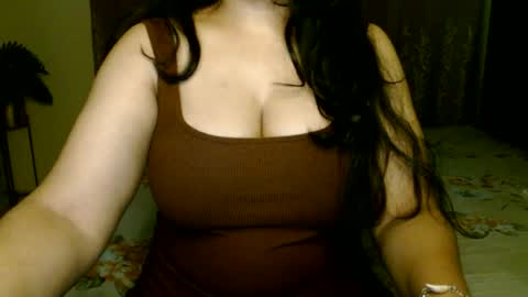 Snapshot of hoteliza6 chatting on 06.14.26 Eliza i dont show face in any show online show from 06.14.26