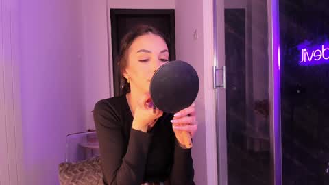 hotfallingdevil online show from 03.06.26