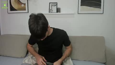 Snapshot of hotflirtyfella chatting on 10.28.25 QUENTIN online show from 10.28.25