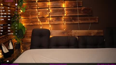 Snapshot of hotfrecklesgirl chatting on 10.20.25 hotfrecklesgirl online show from 10.20.25