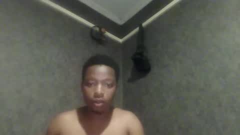 hotguyy001 online show from 02.15.25