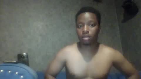 hotguyy001 online show from 02.16.25