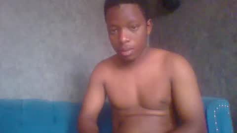 hotguyy001 online show from 02.20.25