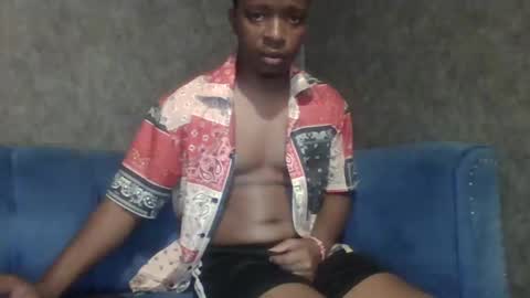 hotguyy001 online show from 03.04.25