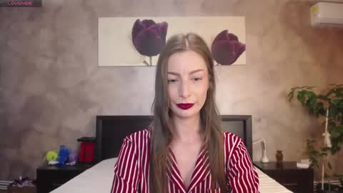 Lia   online show from 05.27.26