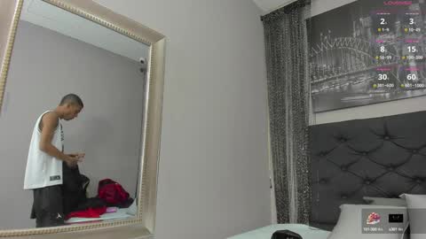 Hotkoljei online show from 02.06.25