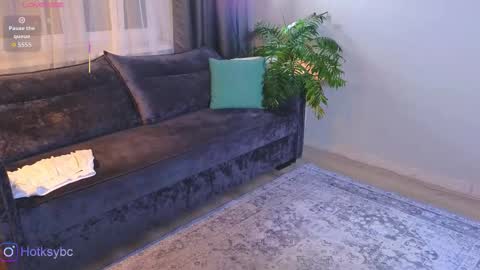 Snapshot of hotksy chatting on 09.24.25 HotKsy online show from 09.24.25