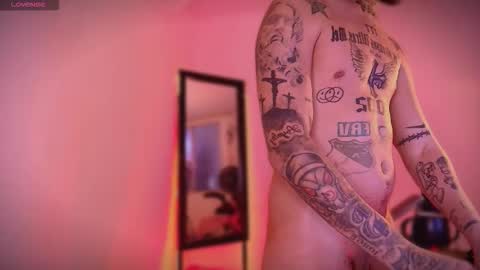 HoTLatinoX20CM online show from 02.28.26