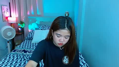 Layla online show from 01.21.25