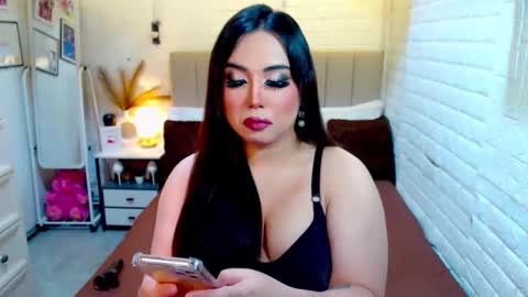 Snapshot of hotlexus69 chatting on 09.12.25 LEXUS online show from 09.12.25