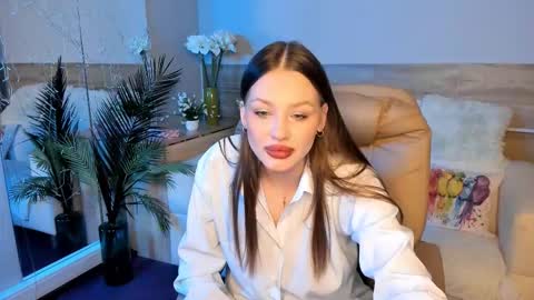 Rina online show from 09.22.25