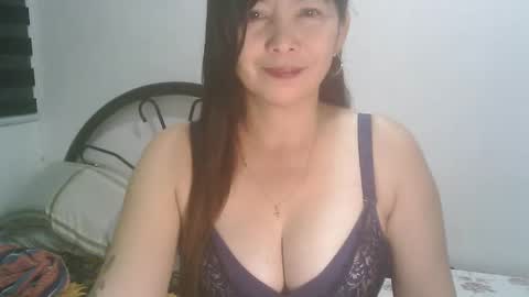 hotmamajen4u online show from 02.12.25